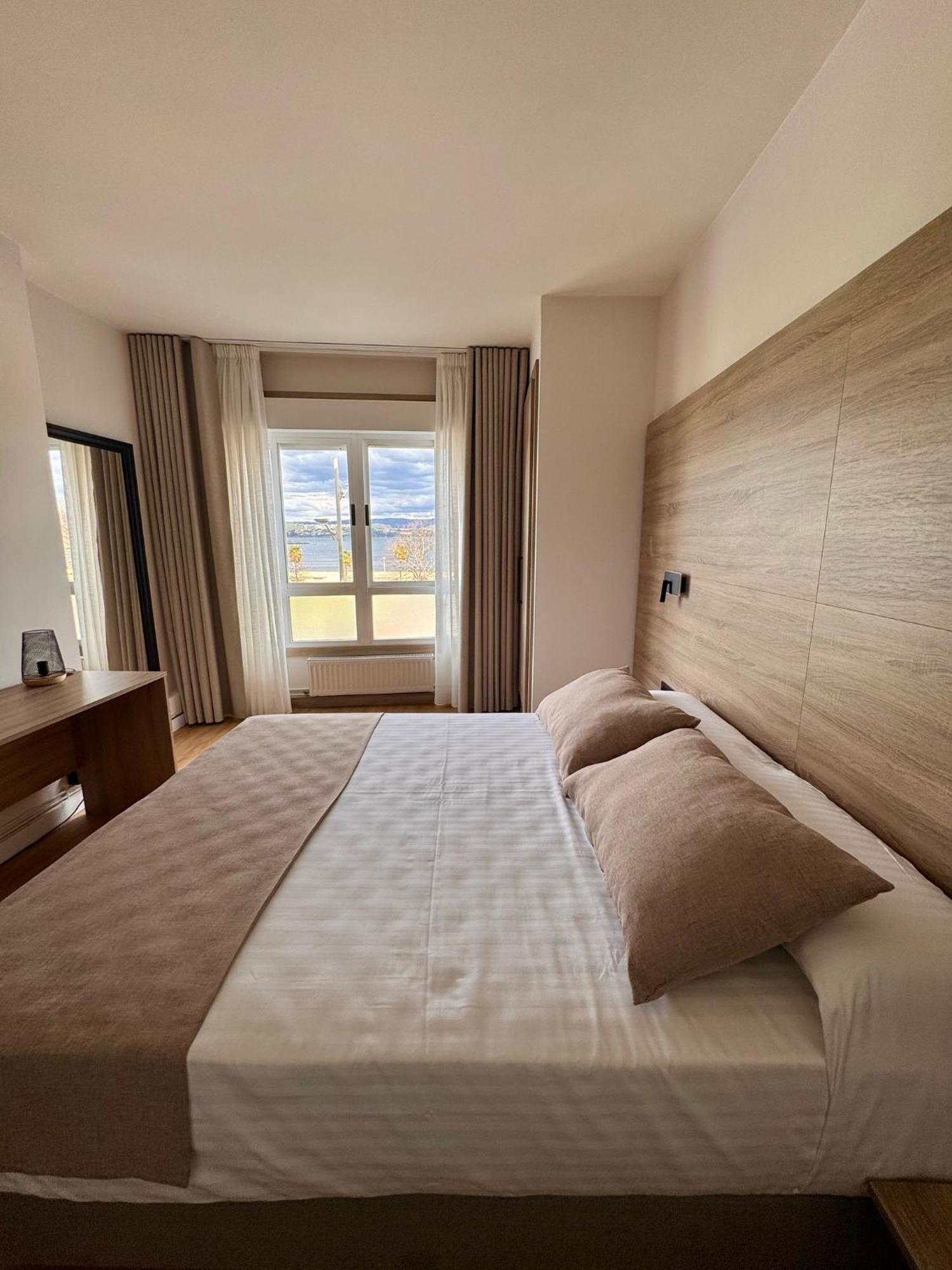 Miramar Suites Sada Eksteriør billede
